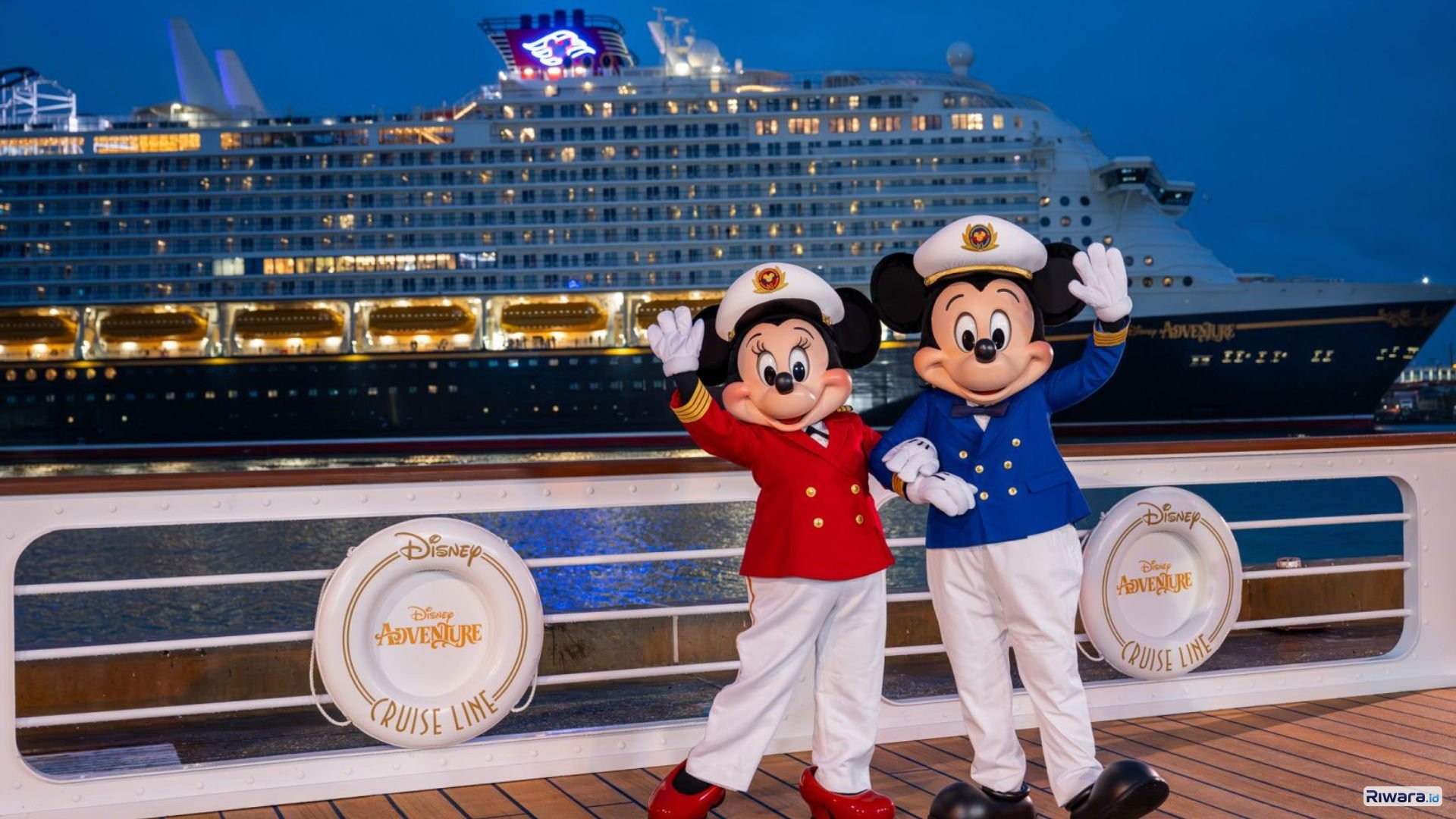 Mickey Mouse dan Minnie Mouse